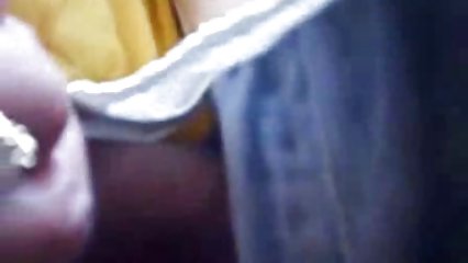 La abuela sopla polla joven
