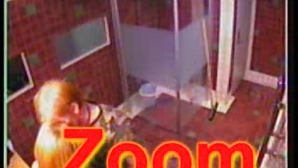 Doggy-fuck salvaje termina con un montón de semen en su culo